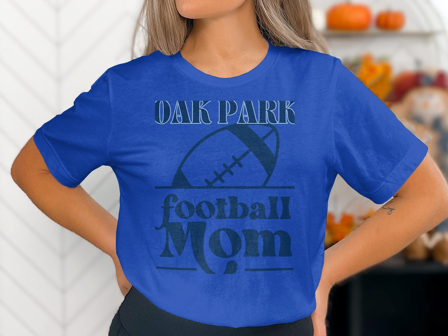 OAK PARK Football Mom T-Shirt, Supportive Mom T-Shirt, Sports Mom Apparel, Oak Park Pride Shirt, Football Fan Tee, Game Day Shirt