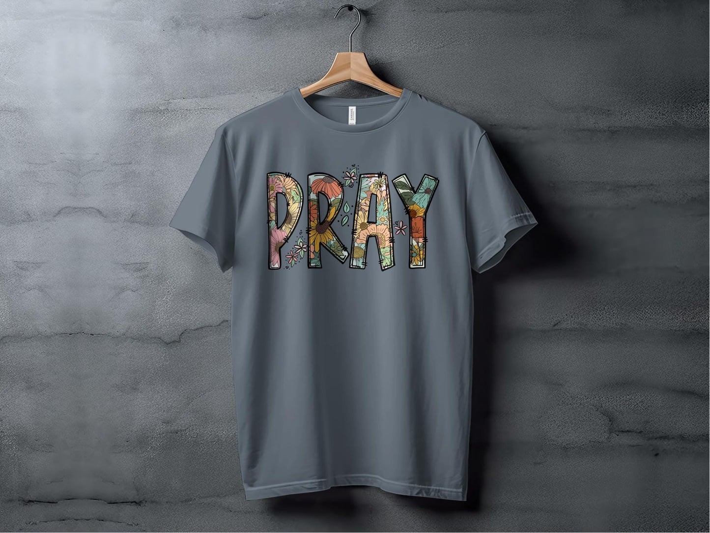 Inspirational Pray Graphic Tee, Vintage Flower Design T-Shirt, Positive Message Shirt, Floral Print Tee for Women and Men