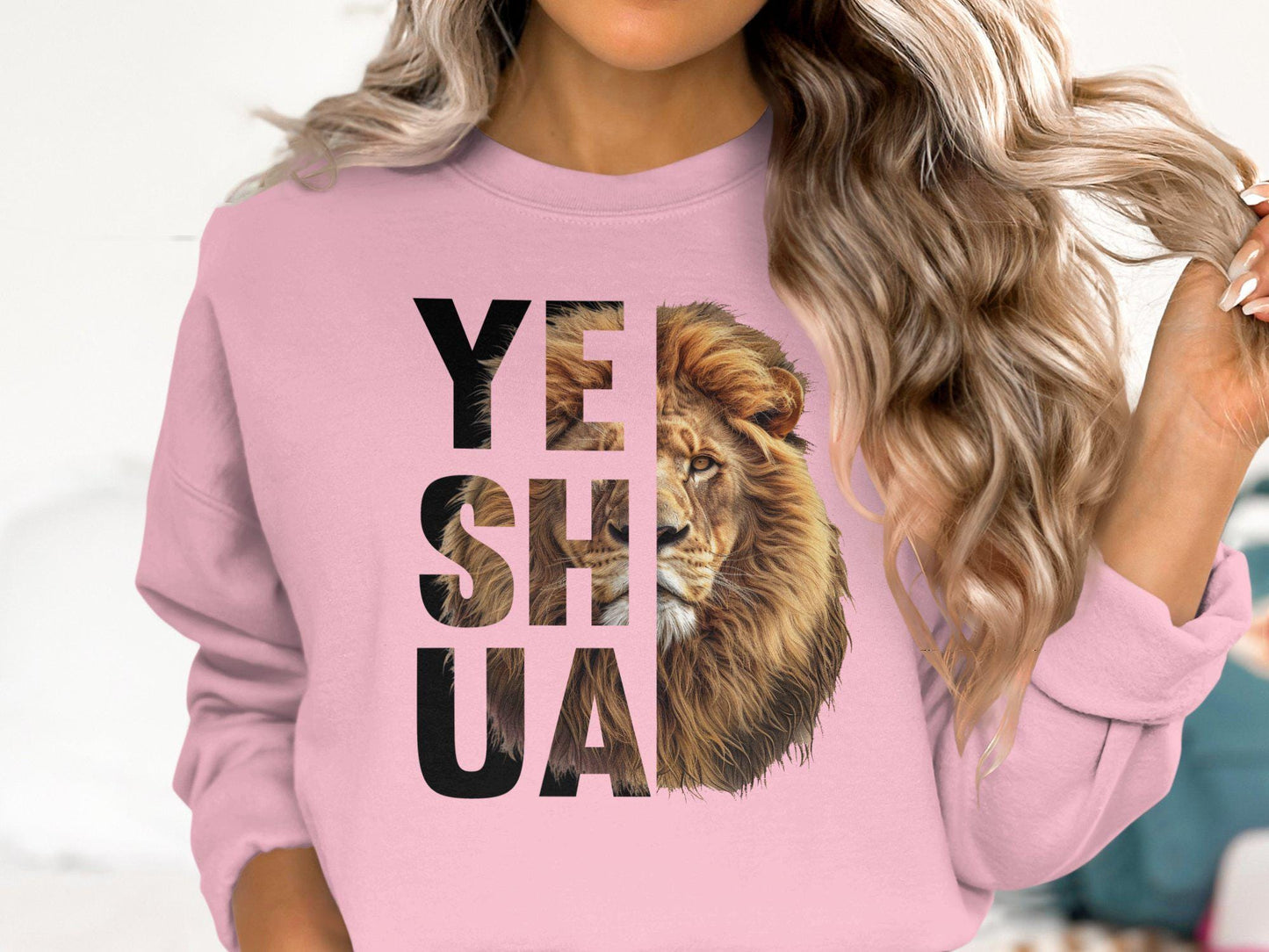 Lion Yeshua T-Shirt, Christian Graphic Tee, Religious Apparel, Inspirational T-Shirt, Faith-based Clothing, Unique Lion Design Tee