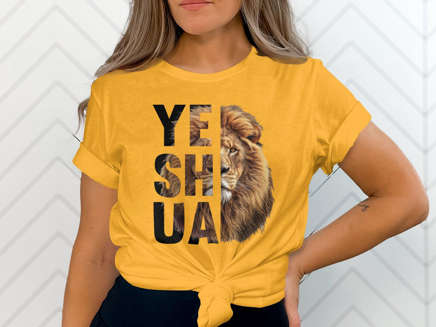 Lion Yeshua T-Shirt, Christian Graphic Tee, Religious Apparel, Inspirational T-Shirt, Faith-based Clothing, Unique Lion Design Tee